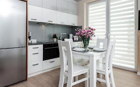 Ariańska 6 Apartments by LET'S KRAKOW